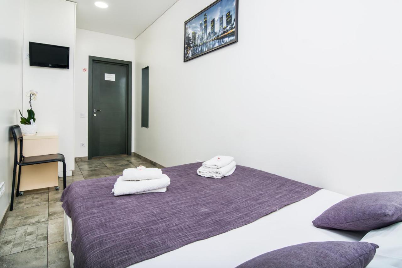 Skyhome Mini-Hotel Kiev Luaran gambar